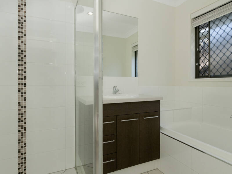 17 Conondale Way, Waterford, QLD 4133 AUS