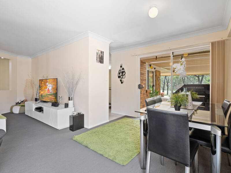 5 Susan Godfrey, Windaroo, QLD 4207 AUS