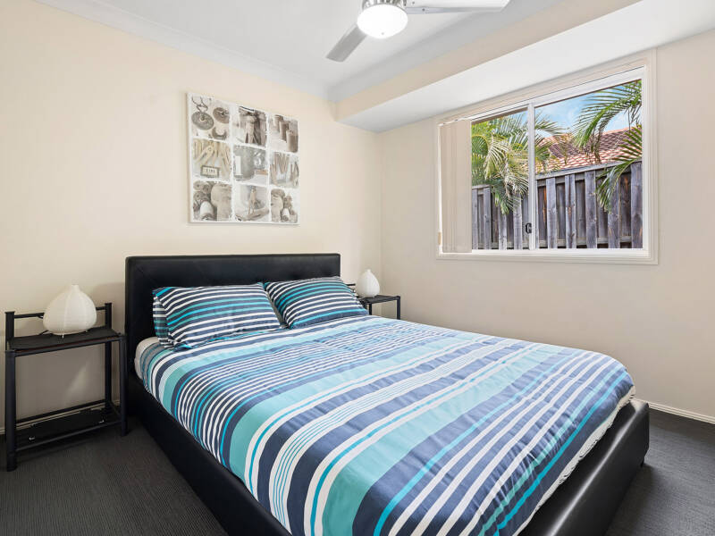 5 Susan Godfrey, Windaroo, QLD 4207 AUS