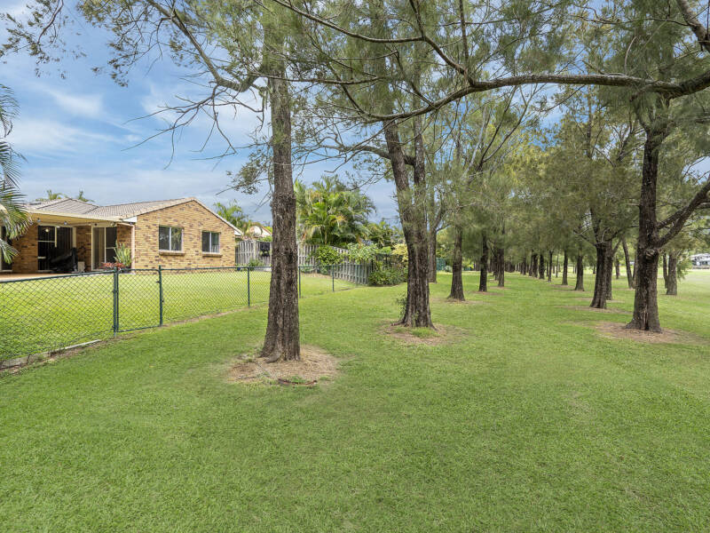 5 Susan Godfrey, Windaroo, QLD 4207 AUS