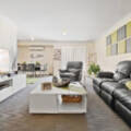 5 Susan Godfrey, Windaroo, QLD 4207 AUS