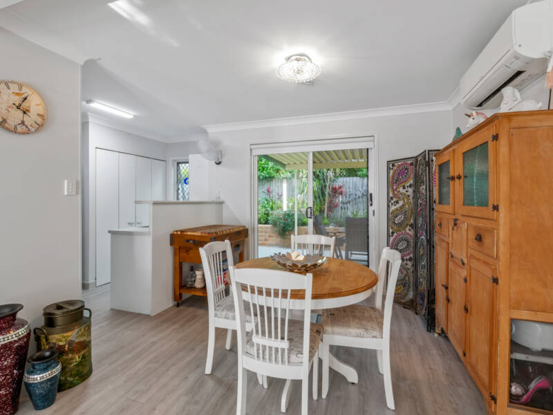4/17 Monash Road, Loganlea, QLD 4131 AUS