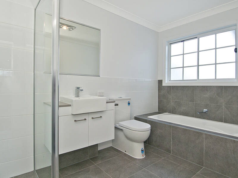 2/2 Gray Street, Beenleigh, QLD 4207 AUS