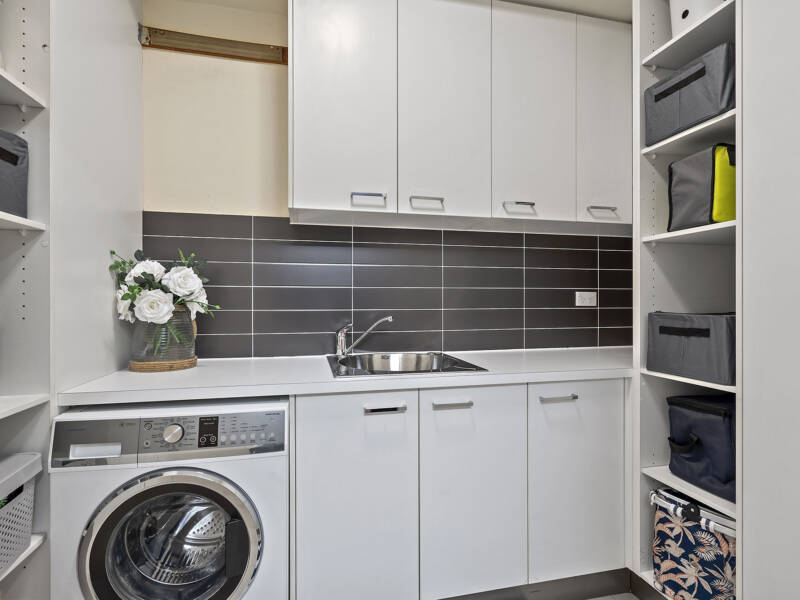 7 Mapleton Close, Waterford, QLD 4133 AUS