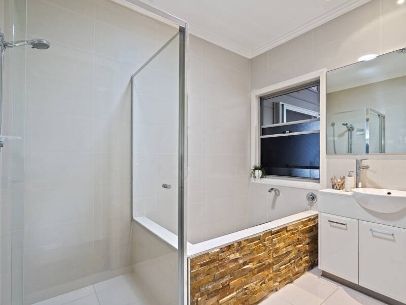 7 Mapleton Close, Waterford, QLD 4133 AUS