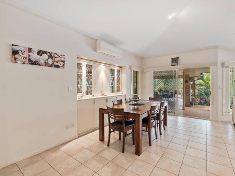 52 Naraling Road, Bahrs Scrub, QLD 4207 AUS