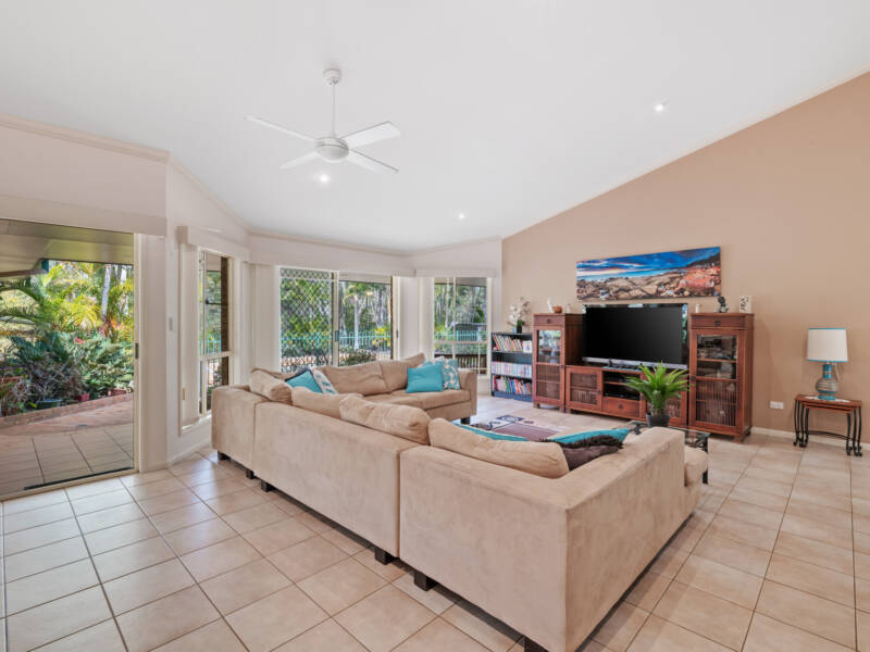 52 Naraling Road, Bahrs Scrub, QLD 4207 AUS