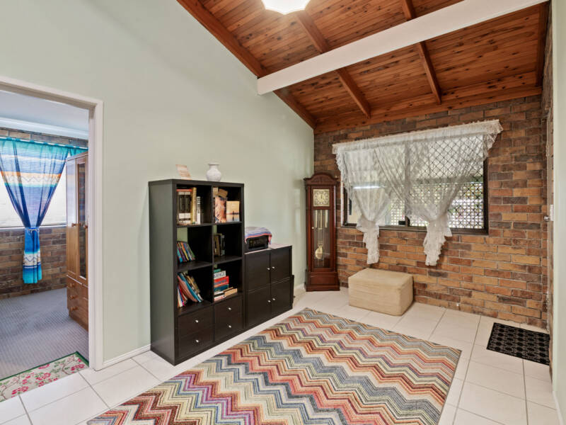 18 Aragon Street, Beenleigh, QLD 4207 AUS