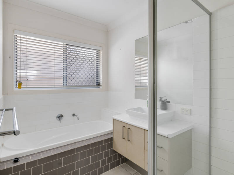 3 Kondalilla Terrace, Waterford, QLD 4133 AUS