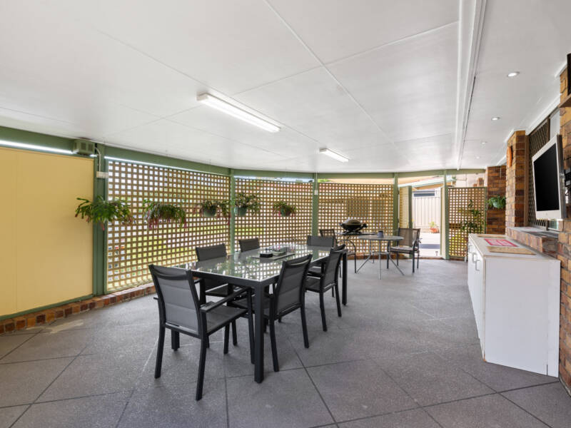 18 Aragon Street, Beenleigh, QLD 4207 AUS