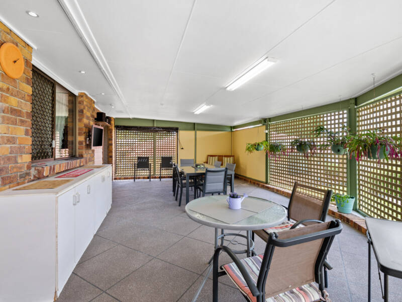 18 Aragon Street, Beenleigh, QLD 4207 AUS