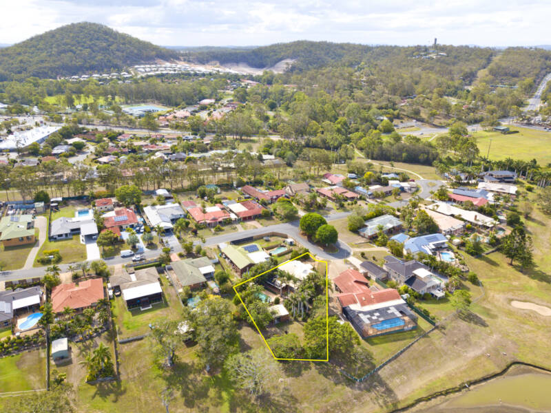3 Seehausen Way, Windaroo, QLD 4207 AUS