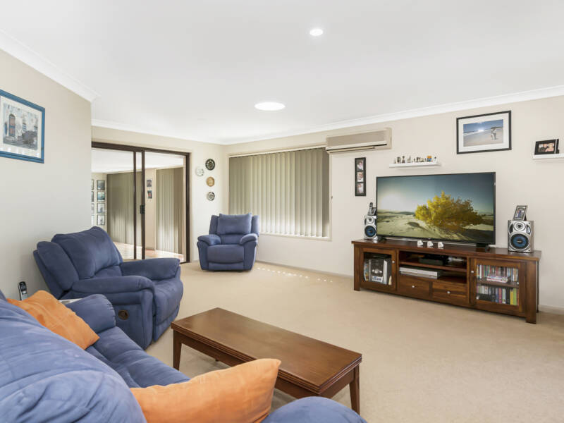 11 Jay Court, Mount Warren Park, QLD 4207 AUS
