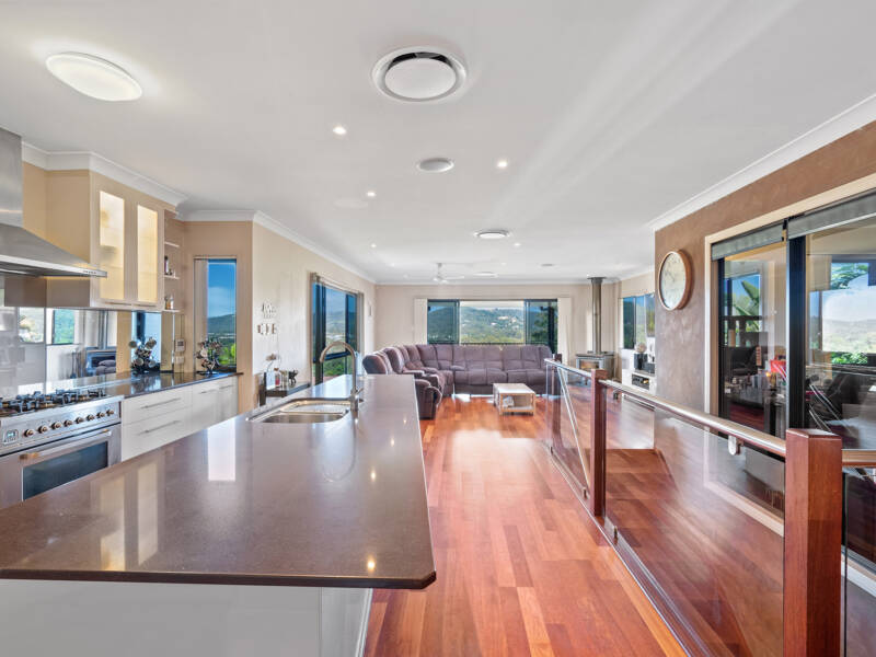 28 Lenna Court, Mount Warren Park, QLD 4207 AUS