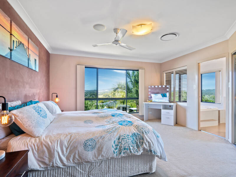 28 Lenna Court, Mount Warren Park, QLD 4207 AUS