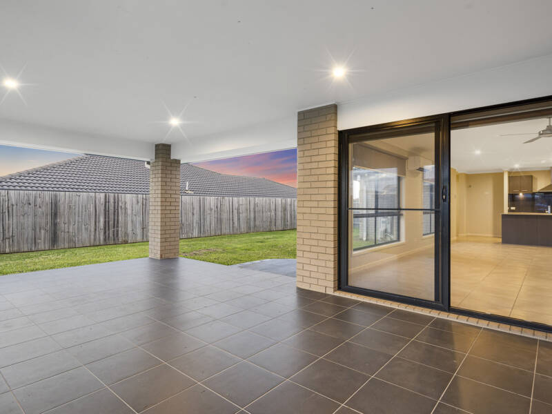 31 Lucinda Road, Logan Village, QLD 4207 AUS