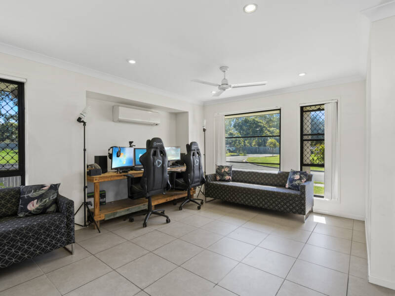 2/1 Wilkie Street, Bannockburn, QLD 4207 AUS