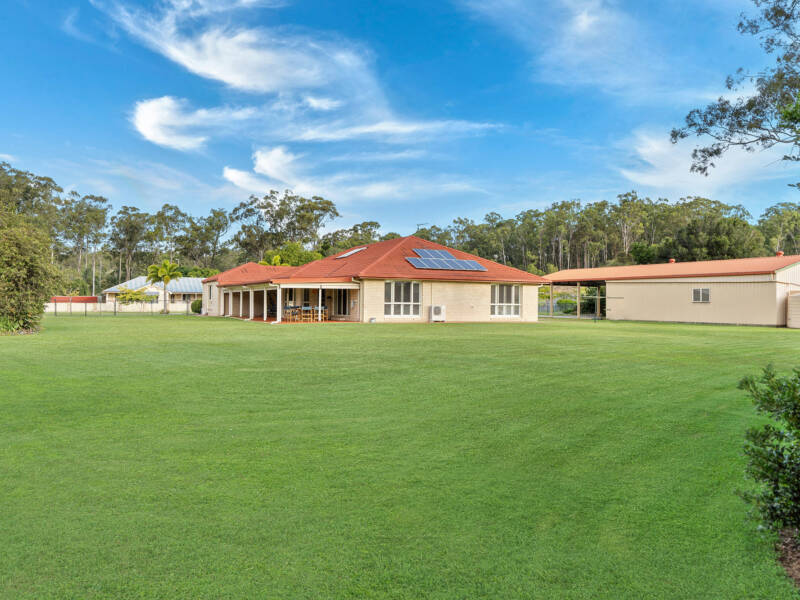 10-14 Kristy Court, Yatala, QLD 4207 AUS