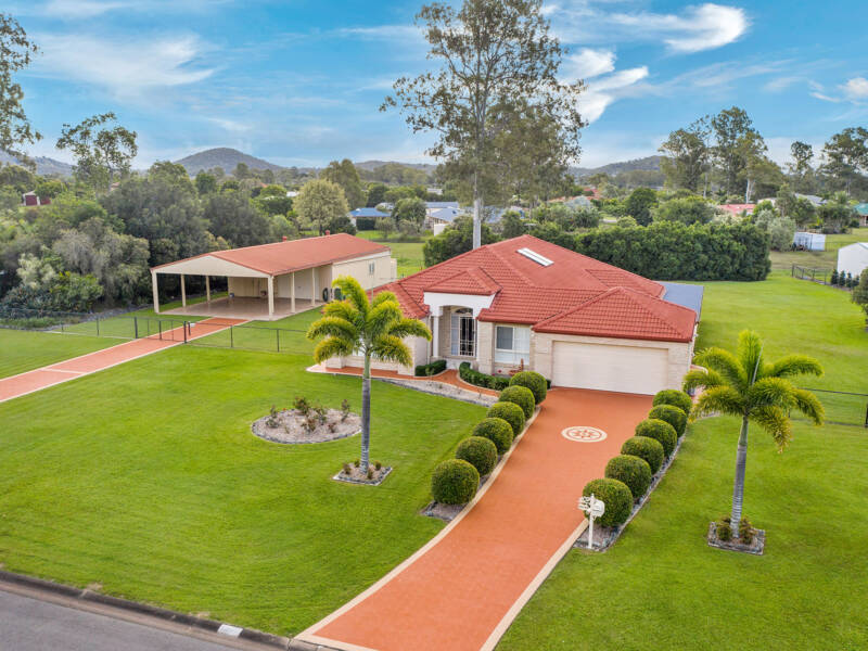 10-14 Kristy Court, Yatala, QLD 4207 AUS