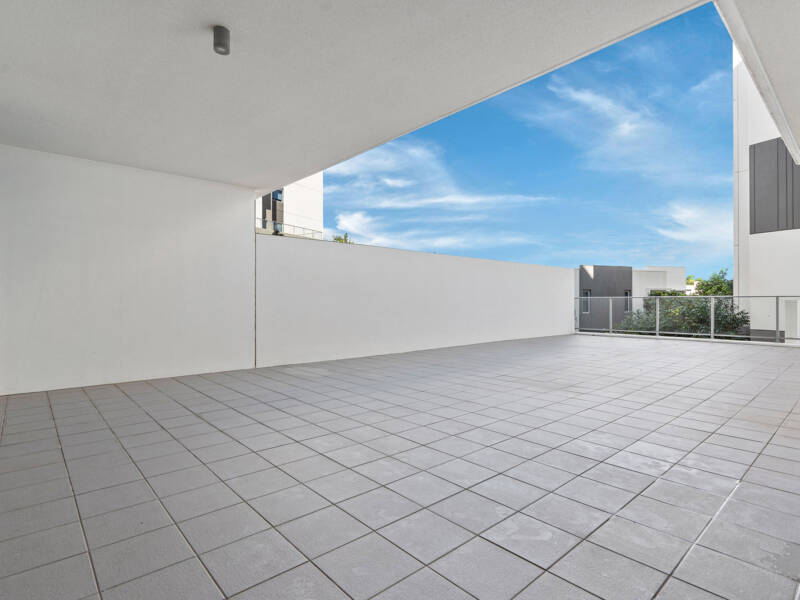 105/41 Harbour Town Road, Biggera Waters, QLD 4216 AUS