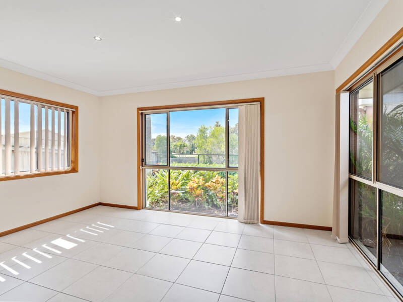 20 Lake Breeze Drive, Windaroo, QLD 4207 AUS
