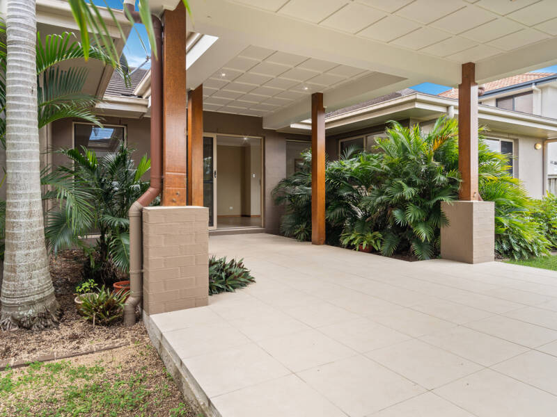 20 Lake Breeze Drive, Windaroo, QLD 4207 AUS