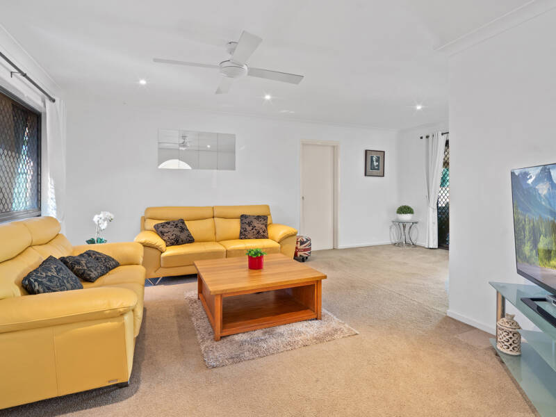 23 Schonwerder Drive, Windaroo, QLD 4207 AUS