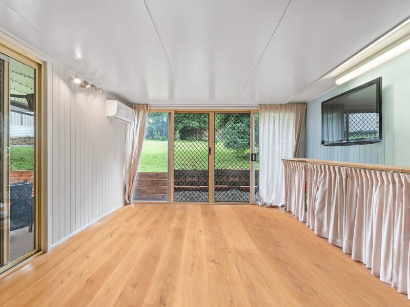 32 Shields Street, Mount Warren Park, QLD 4207 AUS