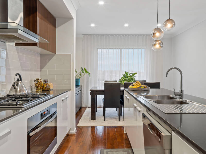 332 Tallagandra Road, Holmview, QLD 4207 AUS