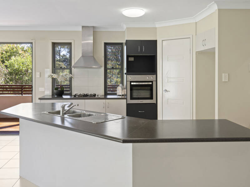 34 Millstream Retreat, Waterford, QLD 4133 AUS
