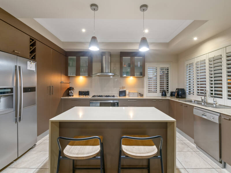 2 Long Island Drive, Windaroo, QLD 4207 AUS