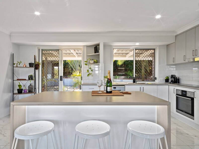 49 Trevina Crescent, Mount Warren Park, QLD 4207 AUS