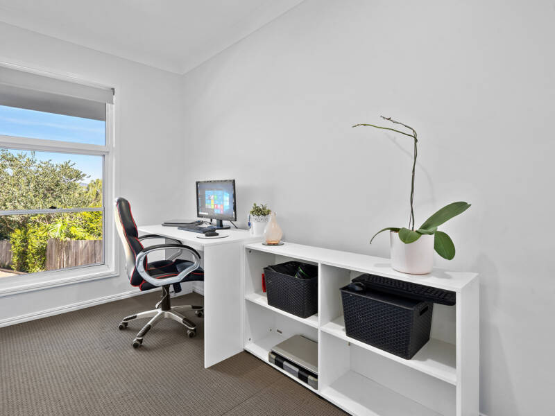 49 Trevina Crescent, Mount Warren Park, QLD 4207 AUS
