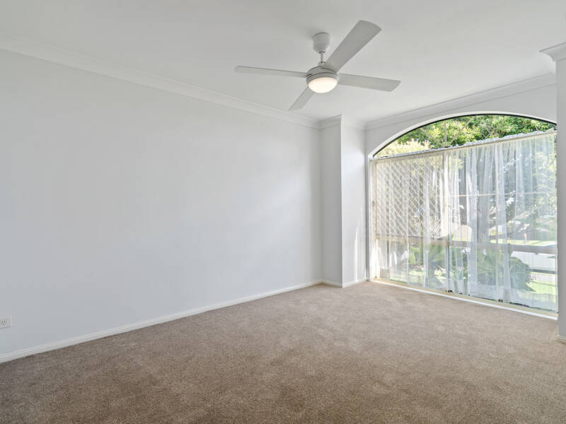 13 Edinburgh Drive, Bethania, QLD 4205 AUS