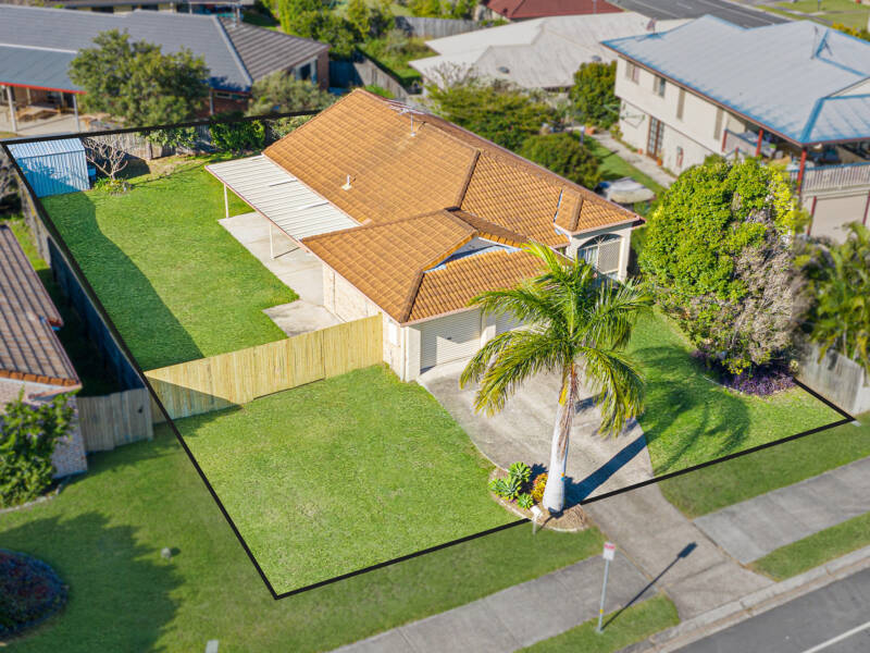13 Edinburgh Drive, Bethania, QLD 4205 AUS