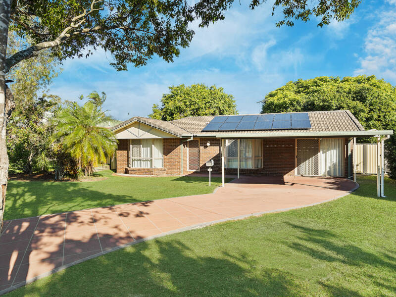 17 Debanie Court, Marsden, QLD 4132 AUS
