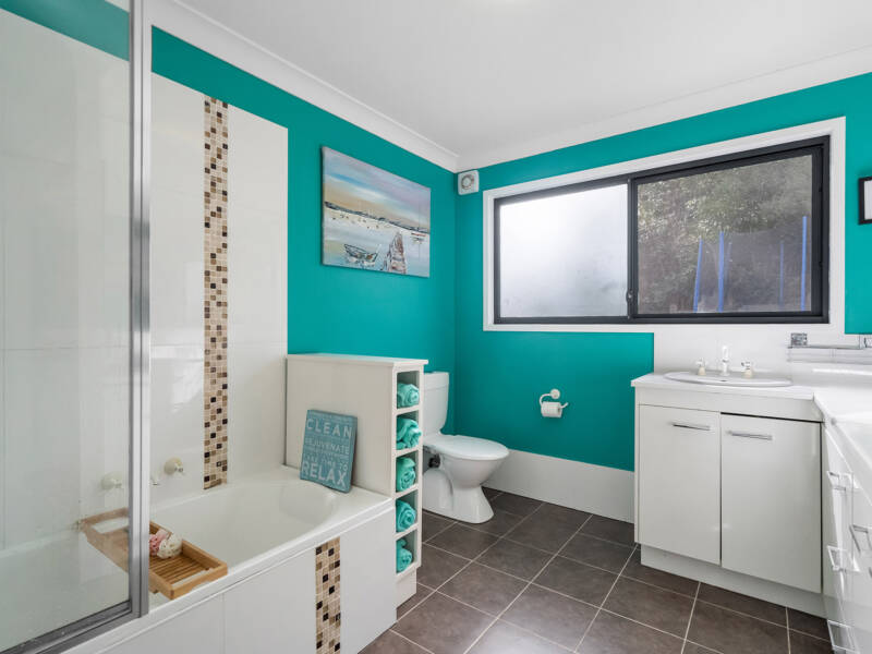20 Lenna Court, Mount Warren Park, QLD 4207 AUS