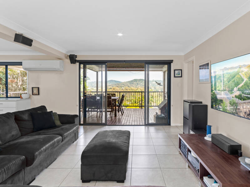 20 Lenna Court, Mount Warren Park, QLD 4207 AUS