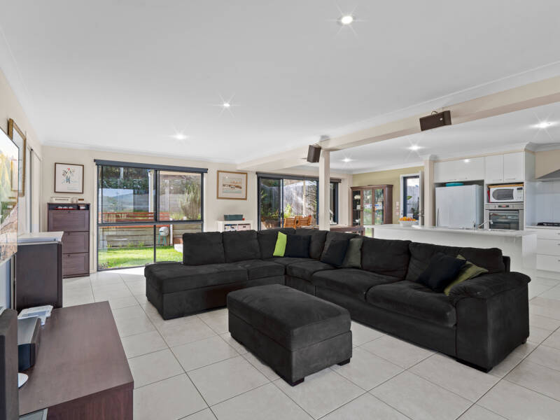 20 Lenna Court, Mount Warren Park, QLD 4207 AUS