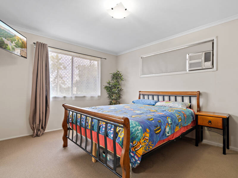54 Loganlea Road, Loganlea, QLD 4131 AUS