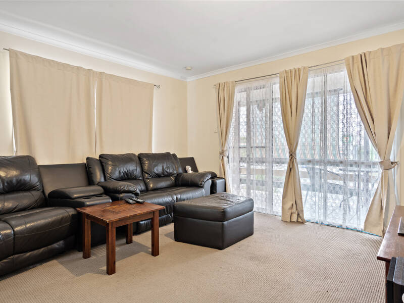 54 Loganlea Road, Loganlea, QLD 4131 AUS