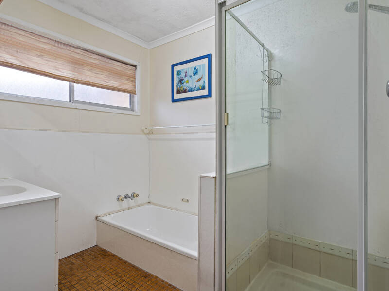 54 Loganlea Road, Loganlea, QLD 4131 AUS