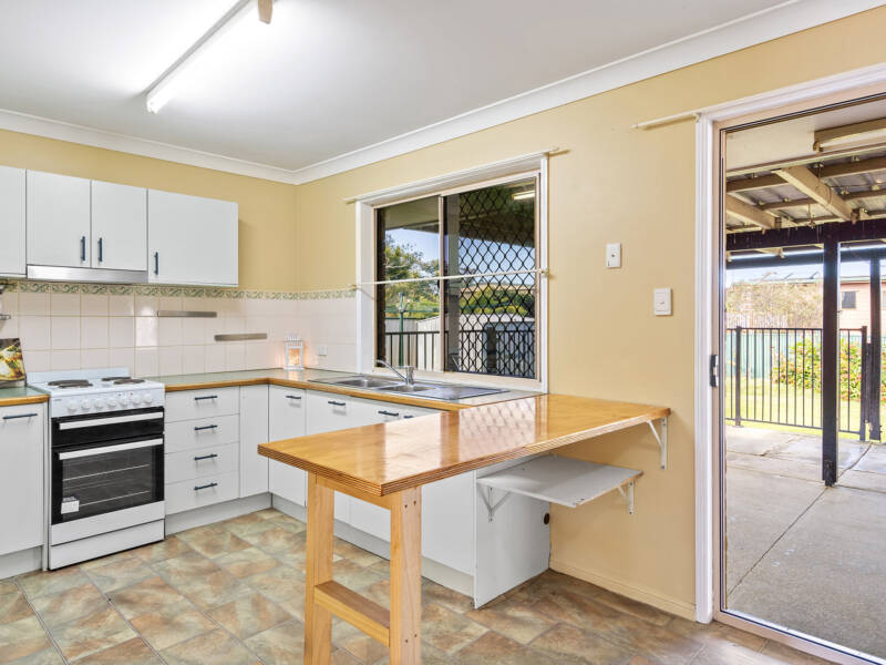 4 Myrtle Street, Waterford West, QLD 4133 AUS