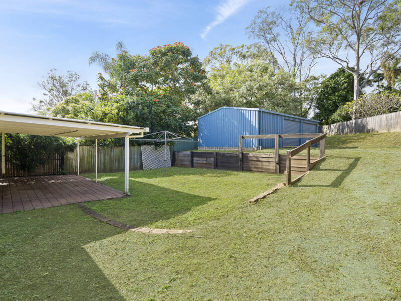 24 Lima Street, Holmview, QLD 4207 AUS