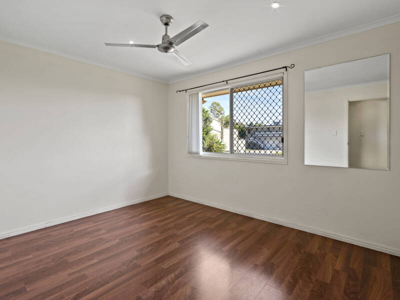 24 Lima Street, Holmview, QLD 4207 AUS