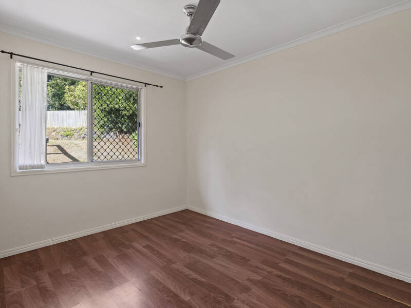 24 Lima Street, Holmview, QLD 4207 AUS