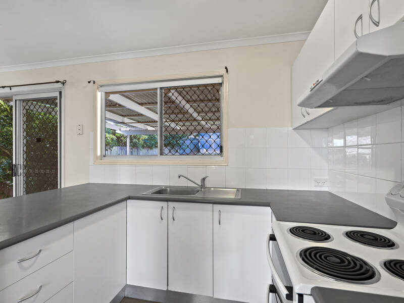 24 Lima Street, Holmview, QLD 4207 AUS