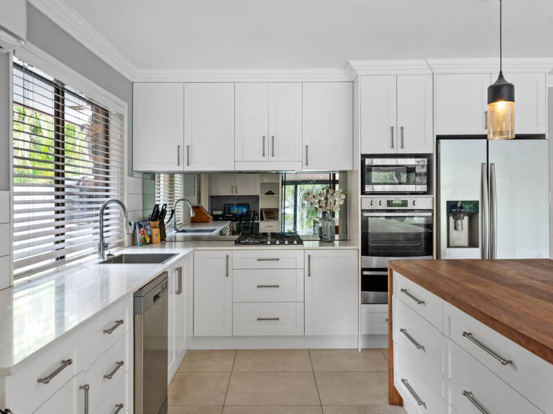 17 Hausmann Court, Windaroo, QLD 4207 AUS