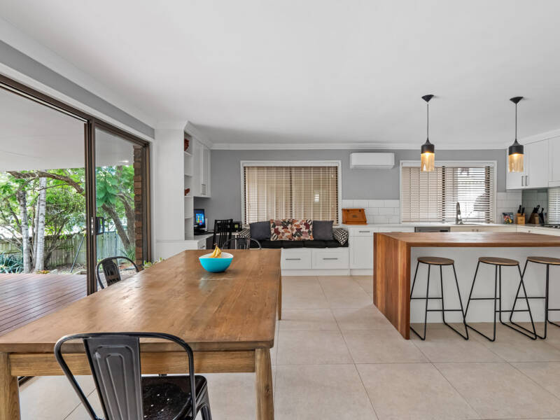 17 Hausmann Court, Windaroo, QLD 4207 AUS