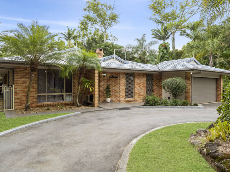 25-27 Hillview Crescent, Bahrs Scrub, QLD 4207 AUS